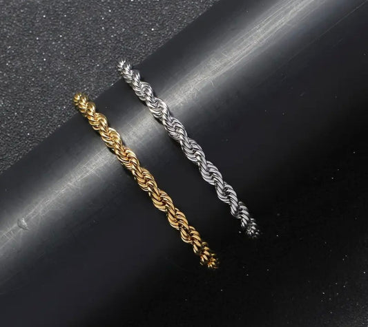 Woven Bracelet With An Elegant And Luxurious Style